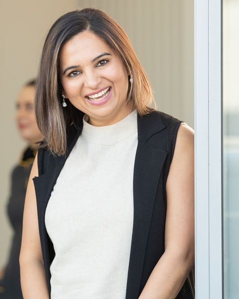 Dr Rhea Nihalani